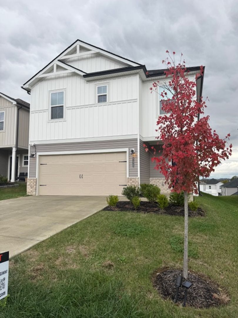 Nashville House: 4428 Skyridge Drive