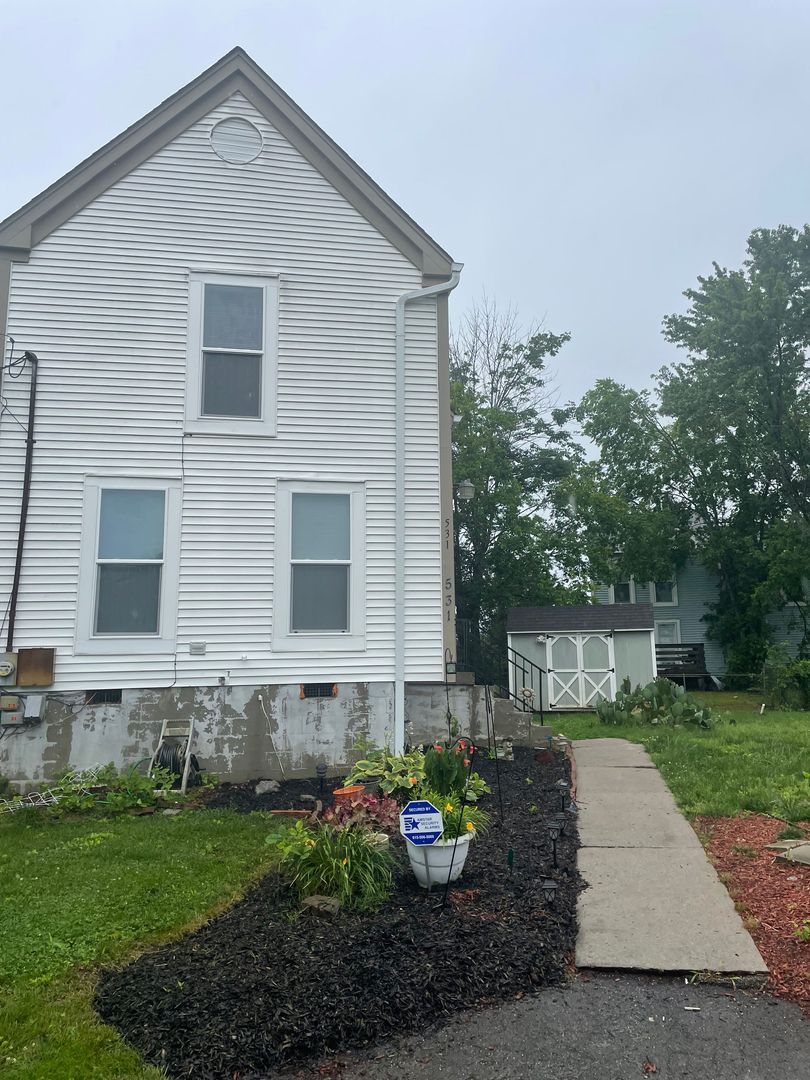 Madison House: 531 Amquiwood Ct.