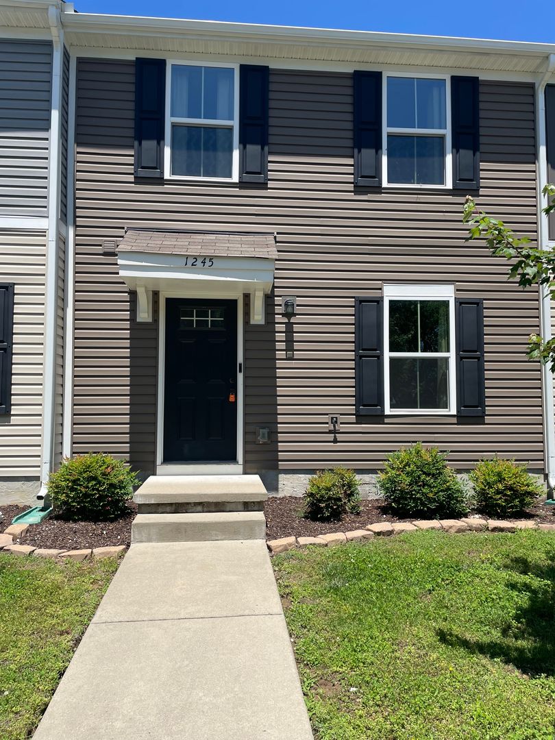 Nashville House: 1245 Havenbrook Dr