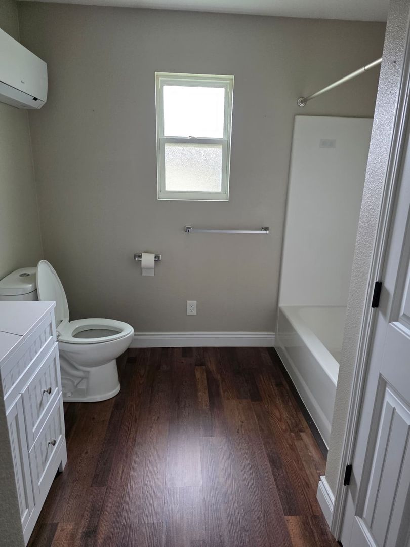 Joplin Apartment: 3310/3312 Connecticut Ave