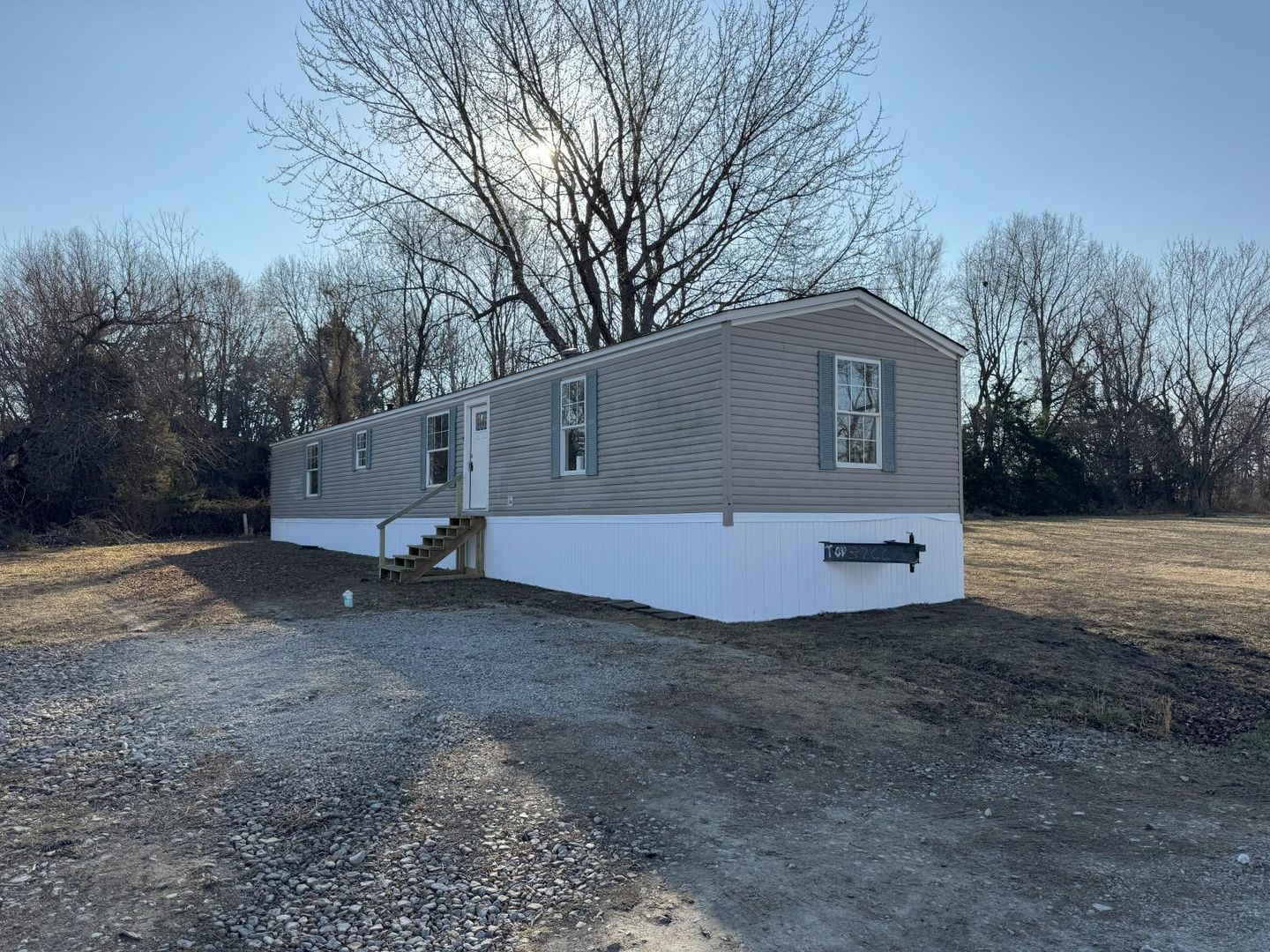 Lamar Apartment: 13 NE 5th Rd