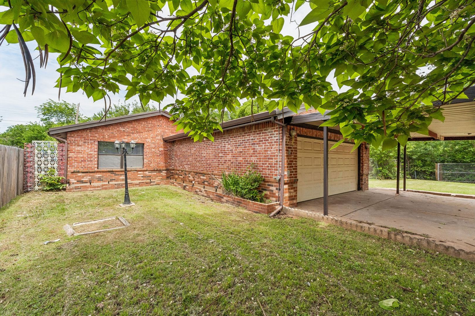 Okc House: 201 nw 91st st