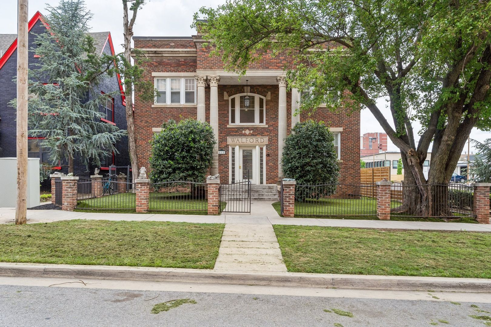 Oklahoma city Apartment: 518 nw 12th st