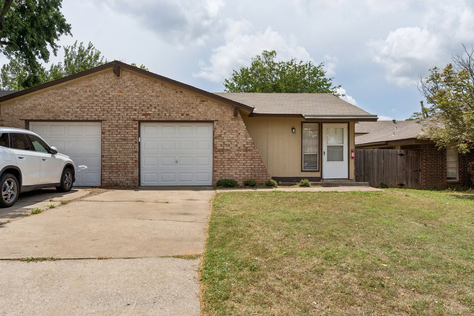 Midwest City Apartment: Bradfred Street 3807/3809