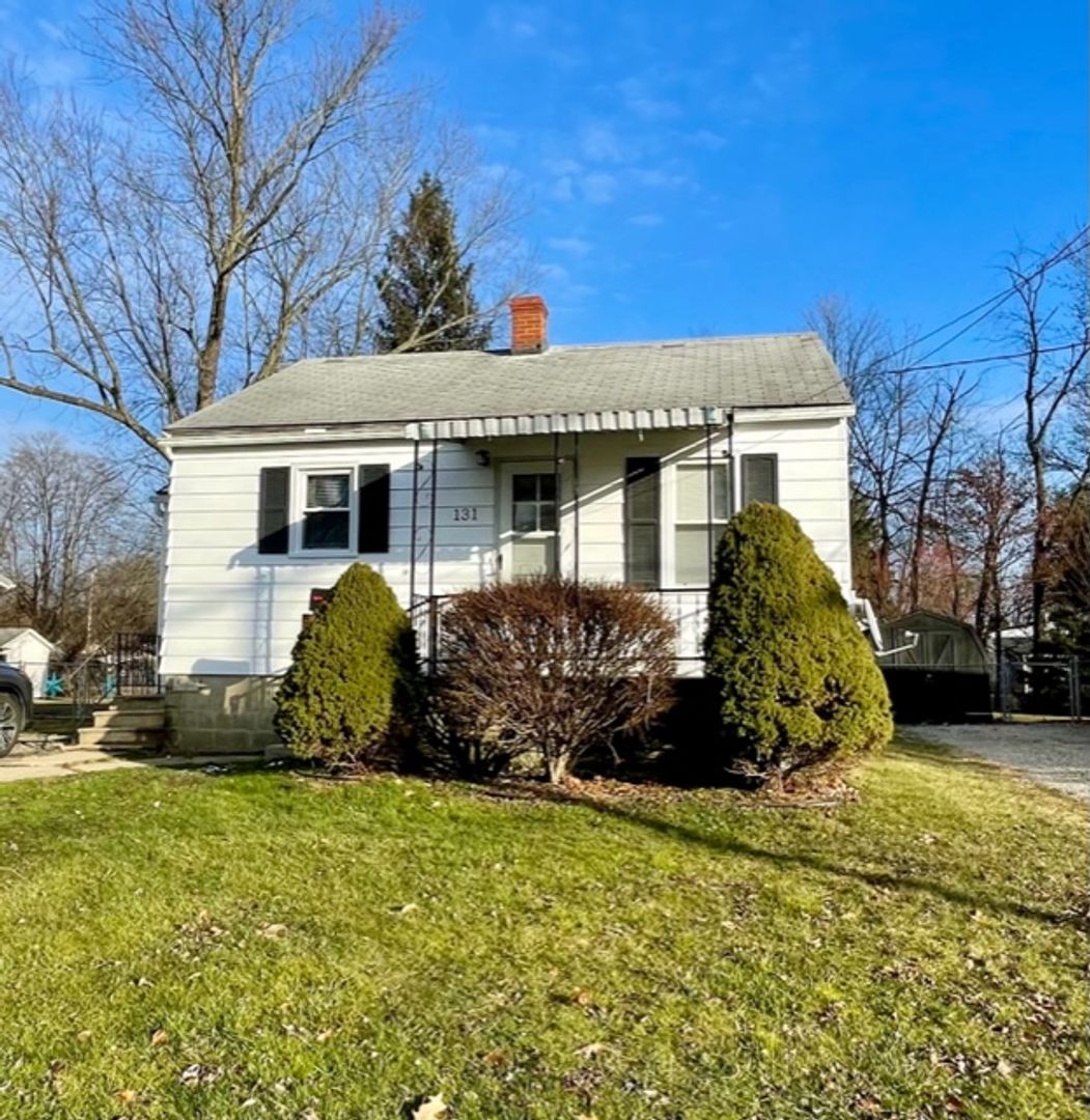 Ashland House: 131 Lincoln Avenue