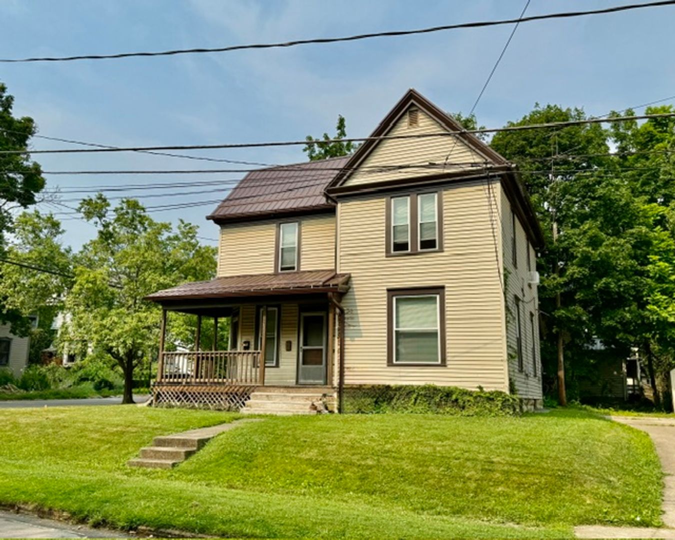 Ashland Apartment: 530/530 1/2 Grant Street