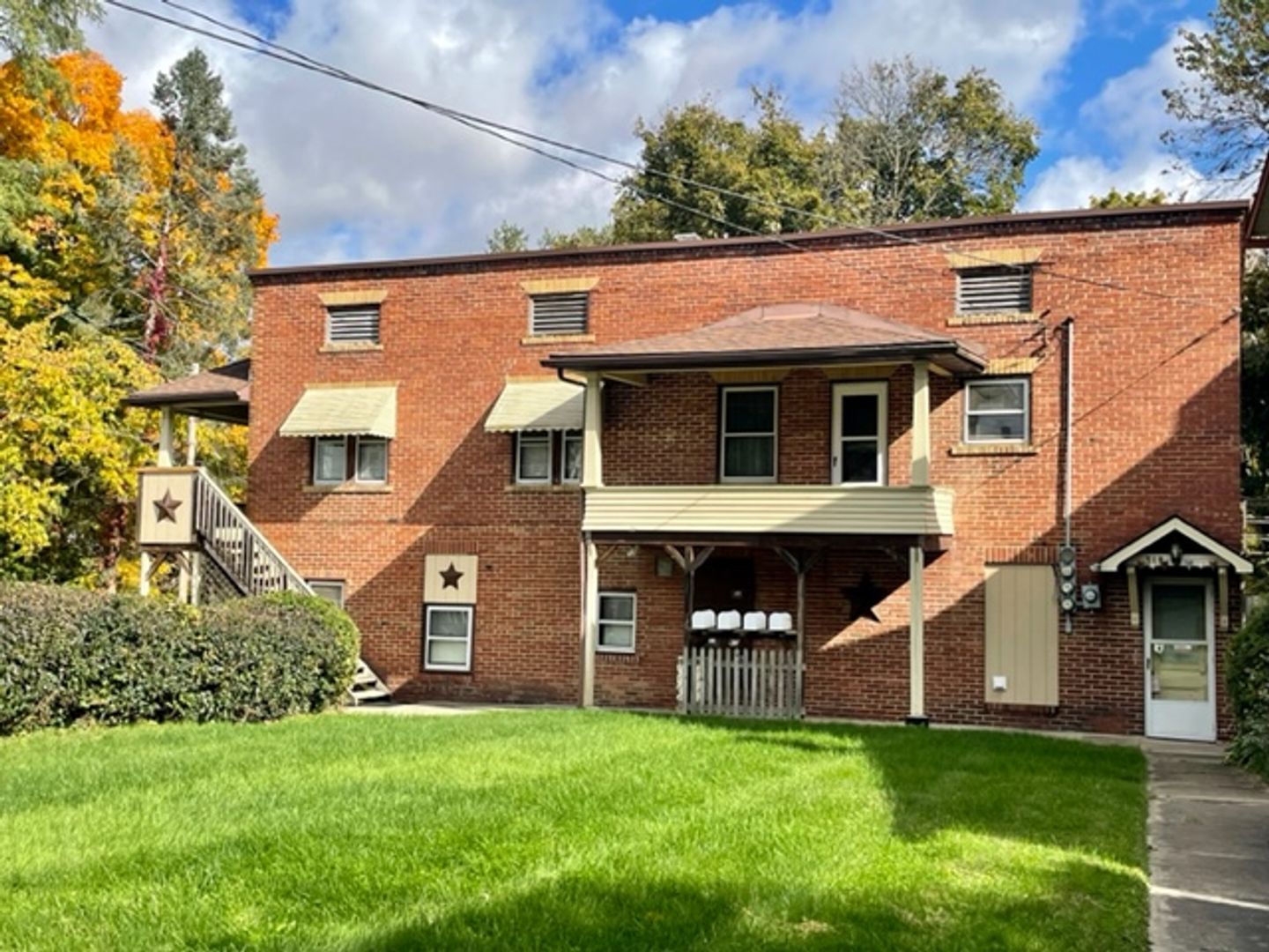 Ashland Apartment: 318 Quarry St  Apt  1