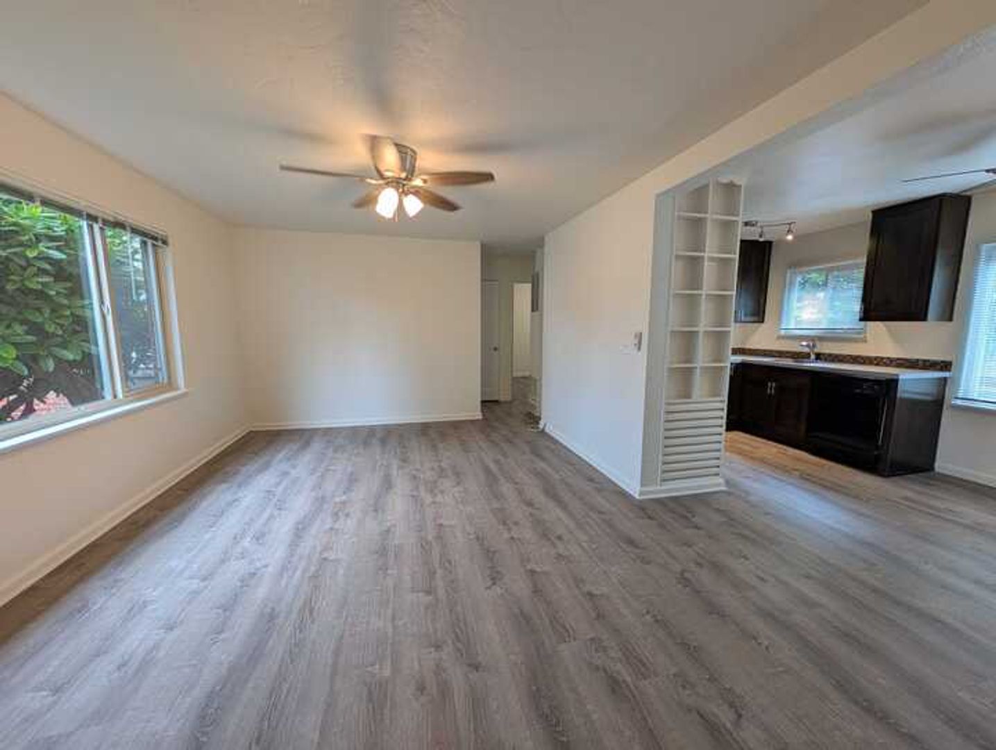 Portland Apartment: 1913 NE 73rd Ave