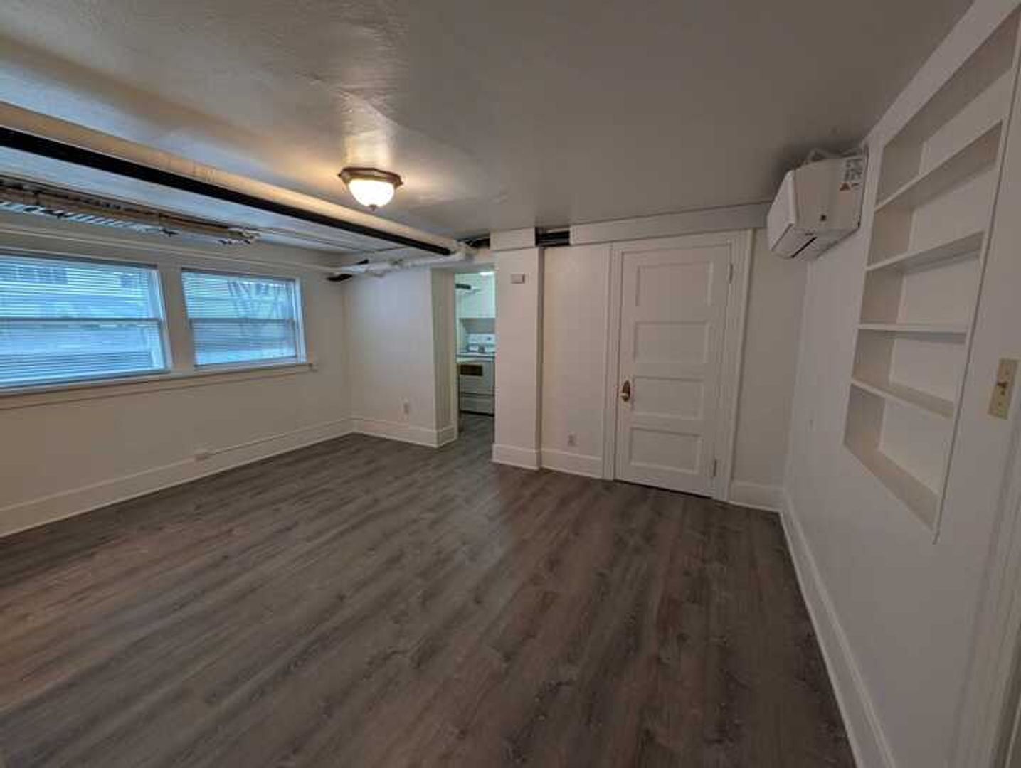 Portland Apartment: 635 NE 23rd Avenue