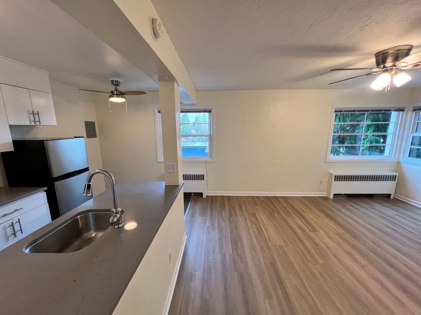 Portland Apartment: 930 NW 25th Place
