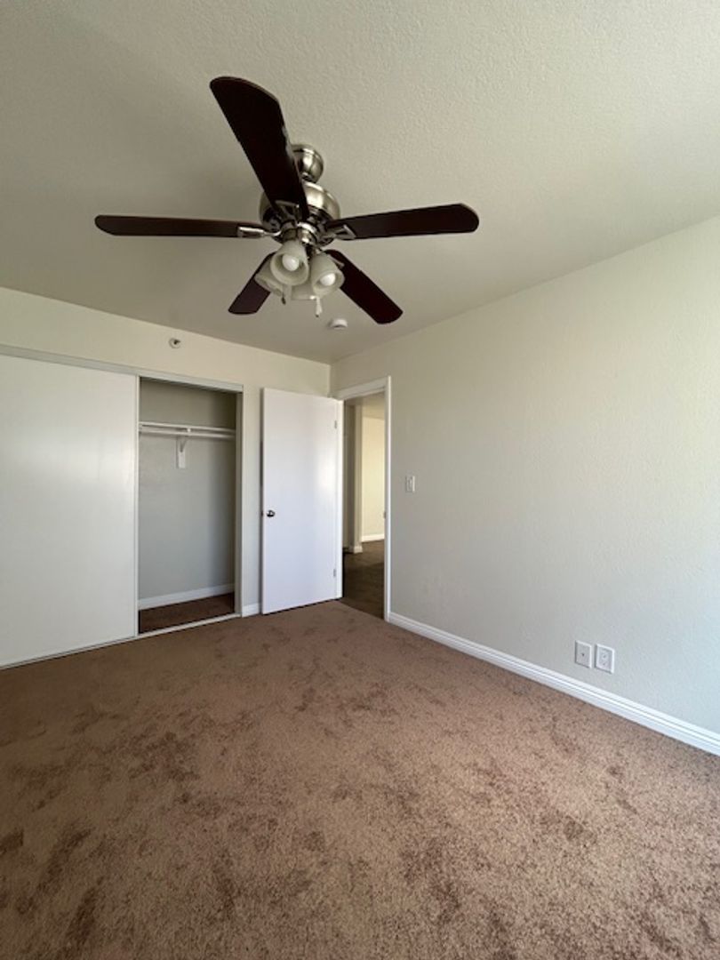 13800 Chadron Ave. 09, Hawthorne, CA 90250