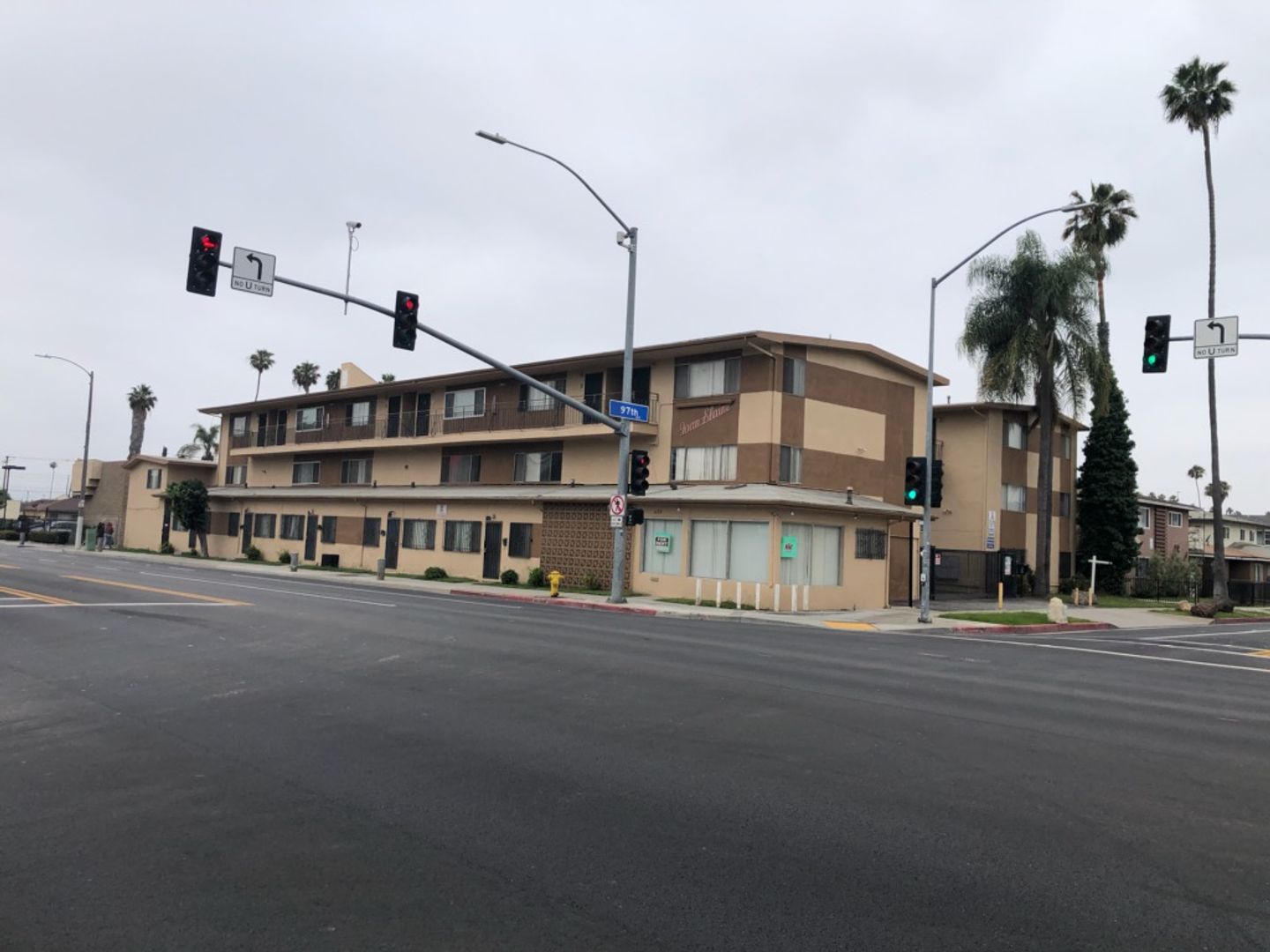 Inglewood Apartment: 652 E. 97th Street