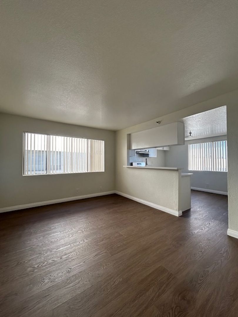 13800 Chadron Ave. 09, Hawthorne, CA 90250