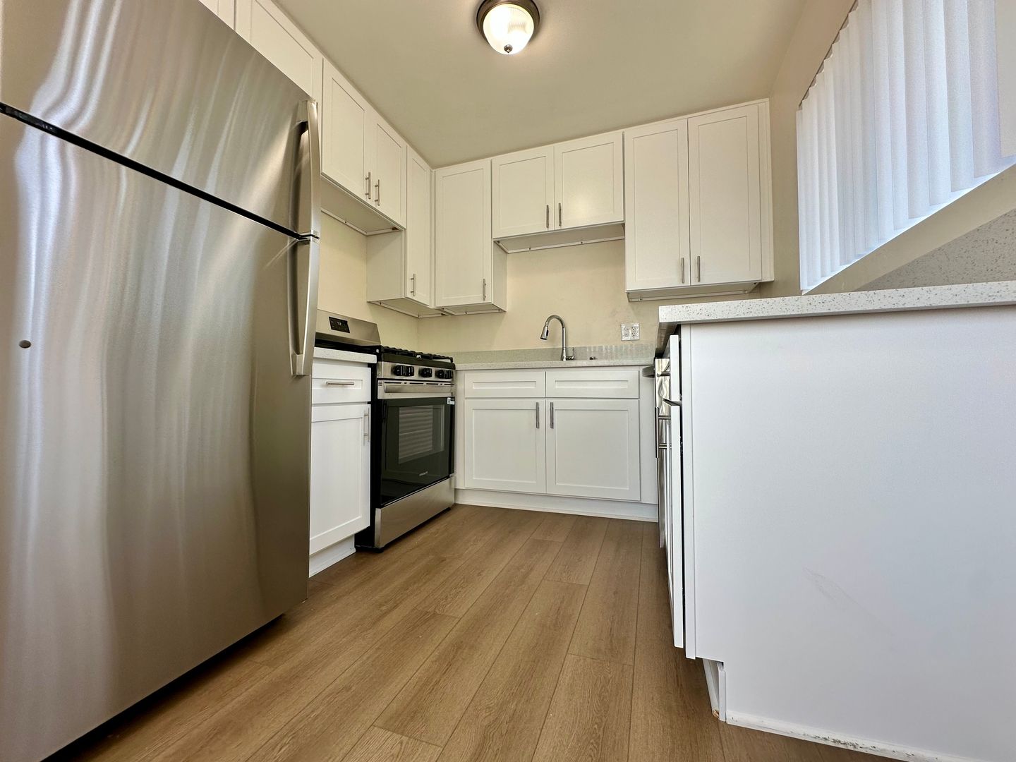 Torrance Apartment: 2117 Santa Fe Ave