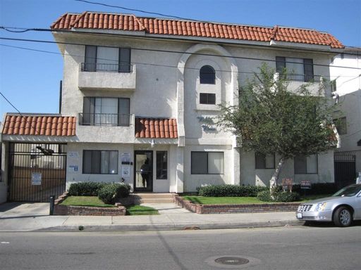 AVAILABLE NOW! Updated & Spacious 1BR Apartment Near LAX and South Bay Beaches – photo 1