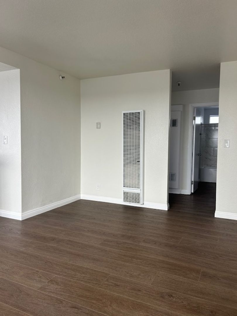 13800 Chadron Ave. 09, Hawthorne, CA 90250