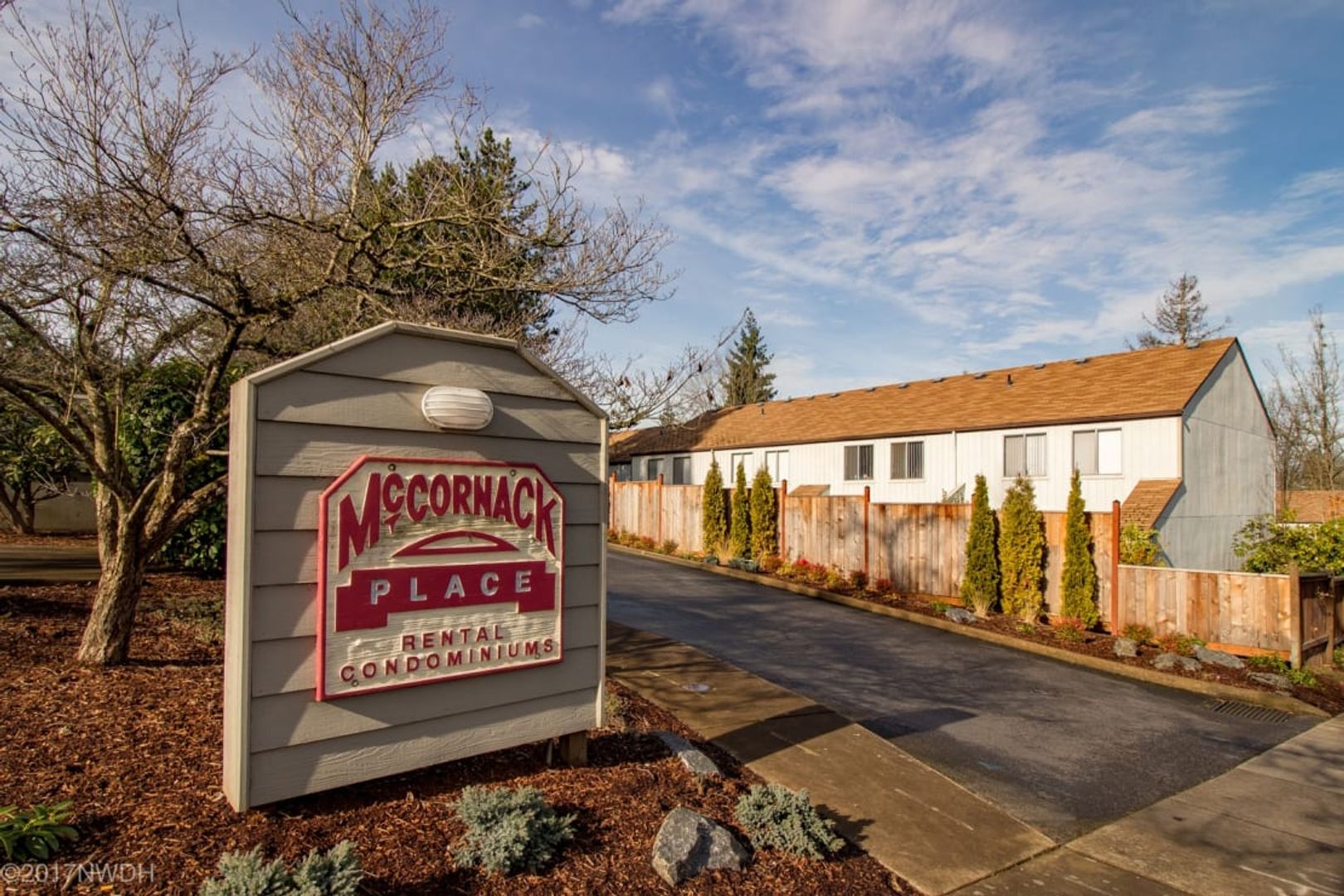 Eugene Apartment: 3050-3098 W. 17th, 2930-3118 Ivy Glen Dr., 1780 Oak Patch Rd.