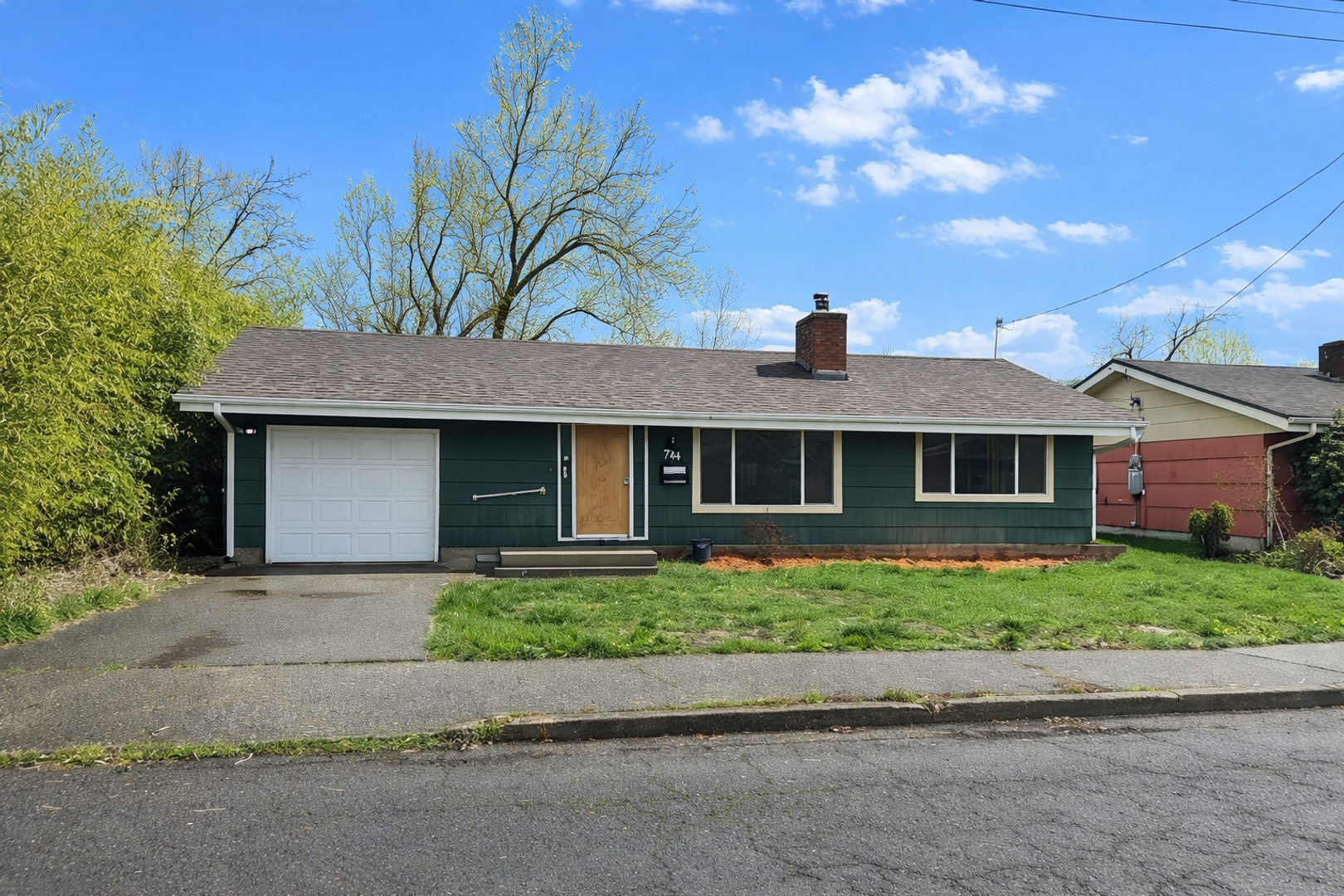 Eugene House: 2965 Ferry St.