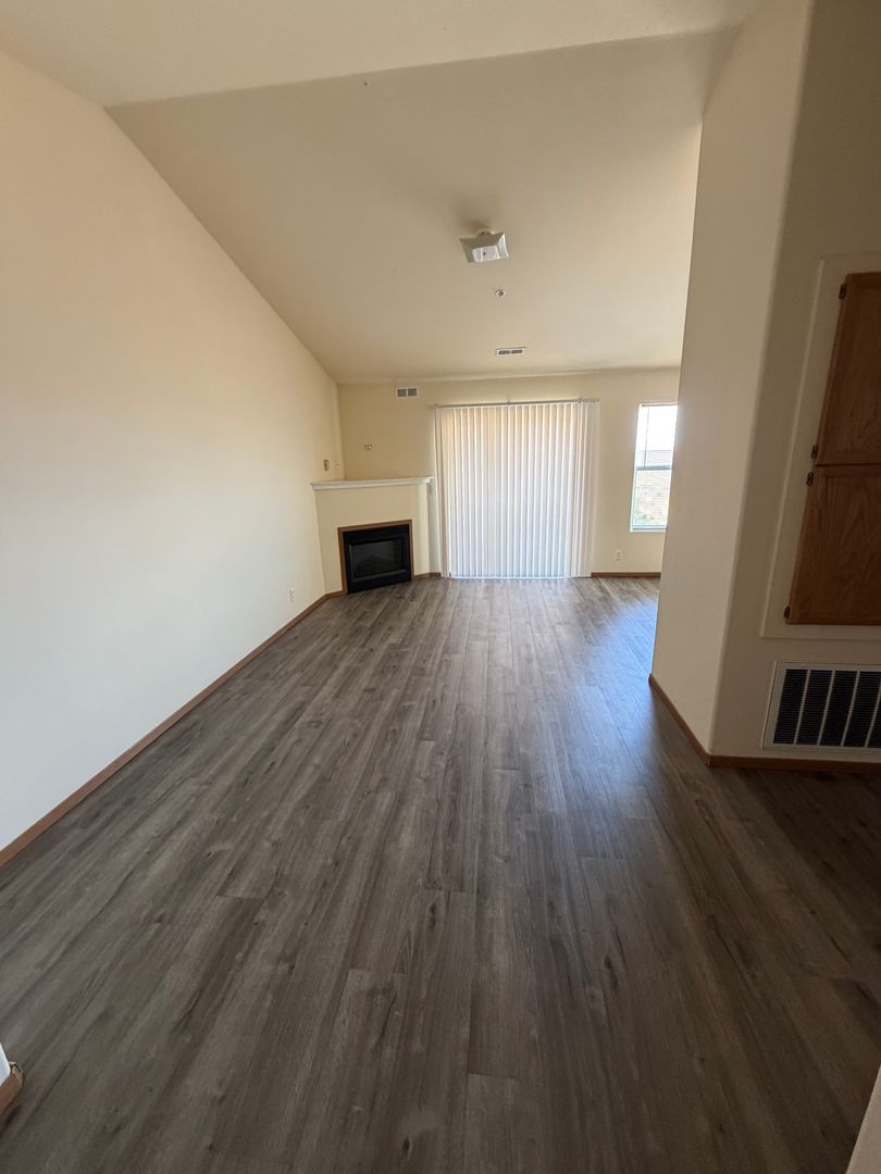 Pasco Apartment: 6405 Chapel Hill Blvd