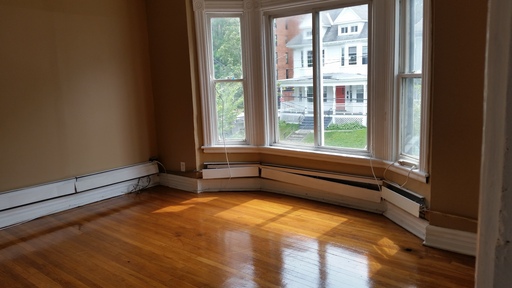 5 Bedroom off campus student housing – photo 1