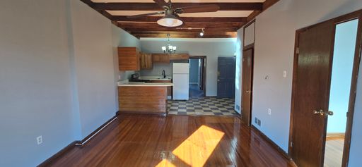 Lovely 3 Bedroom Student Apartment! – photo 1