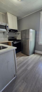 Wonderful 5 Bedroom Student Housing! – photo 1
