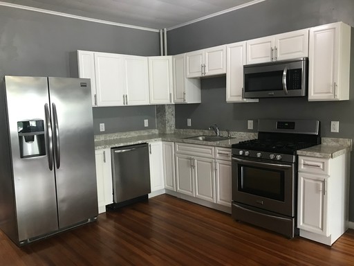Beautiful Affordable 4 bedroom, 1 bathroom, 1st floor – photo 1