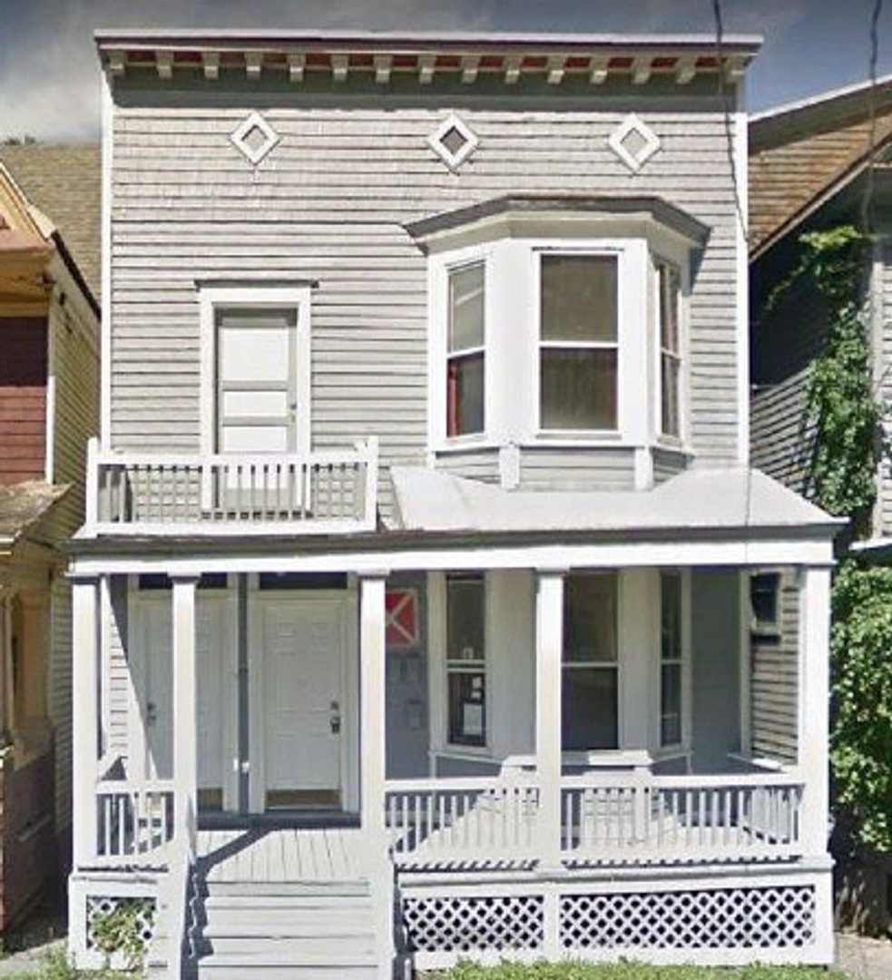 Albany Apartment: 407 Hudson Ave