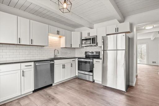 2 Bed/1 Bath Apartment in Brockport NY w/ backyard space and basement