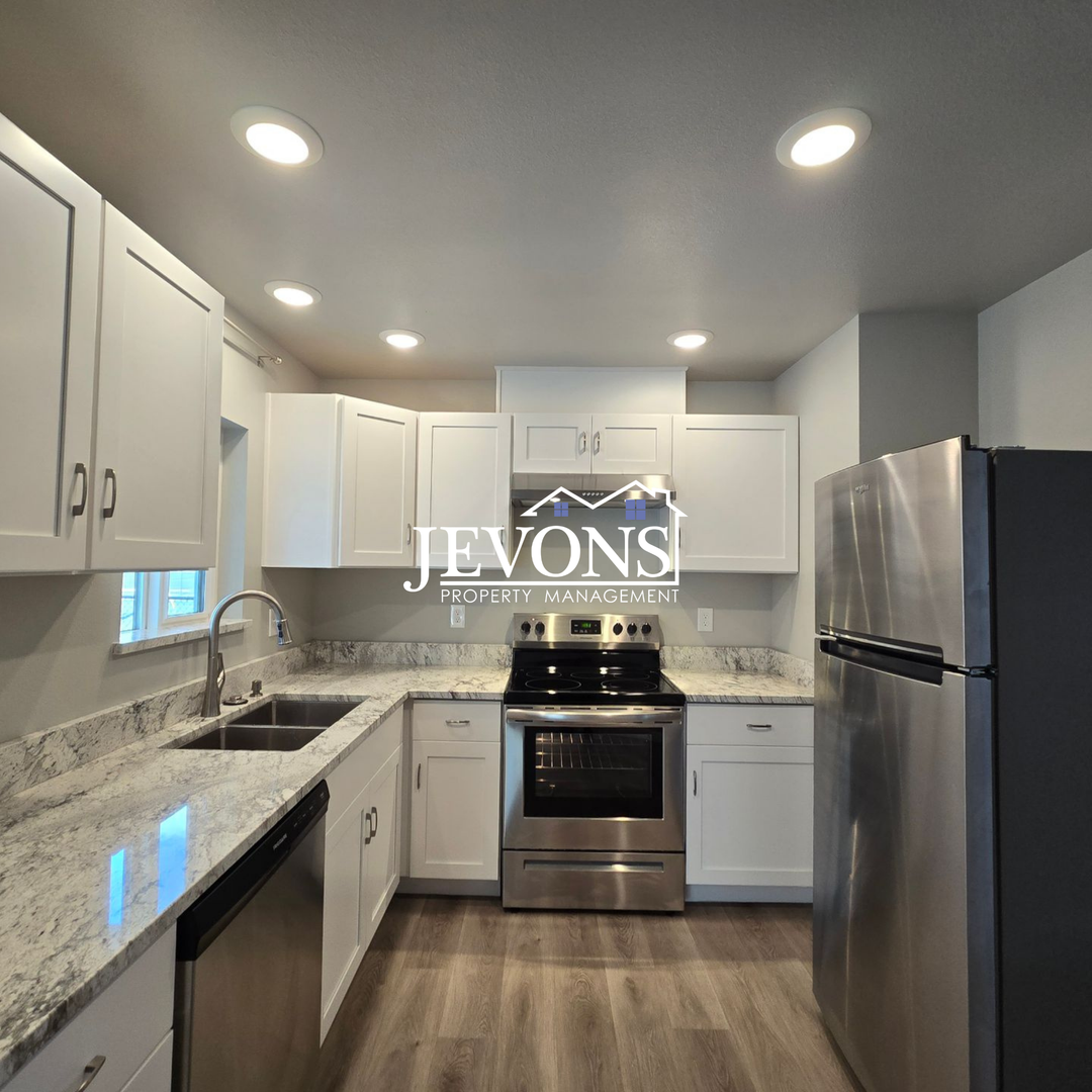 1206 W Nob Hill Blvd 3 of 12