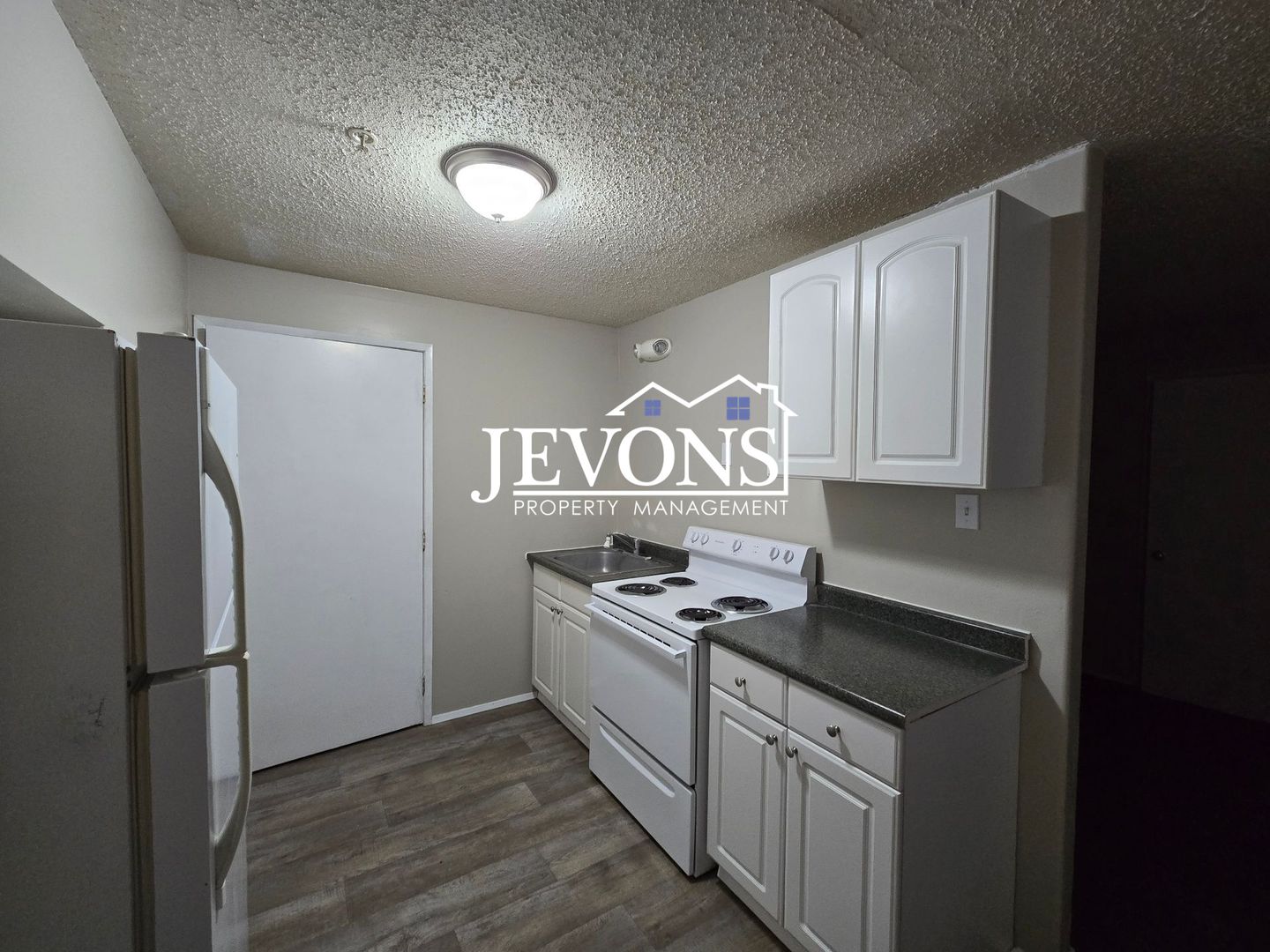 Yakima Apartment: 406 S 60th Ave