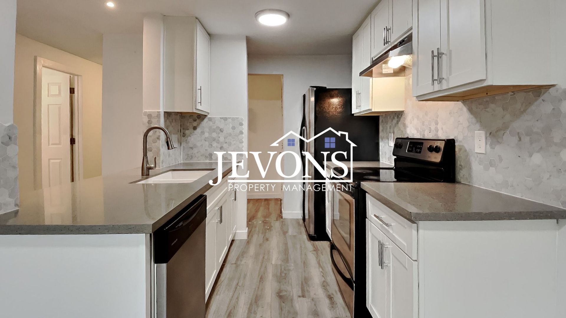 Tacoma Apartment: 3915 Mason Loop Road