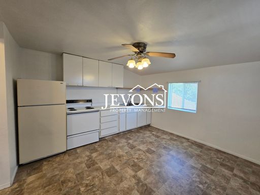 Enjoy a cozy apartment with A/C, only minutes away from Yakima Valley College