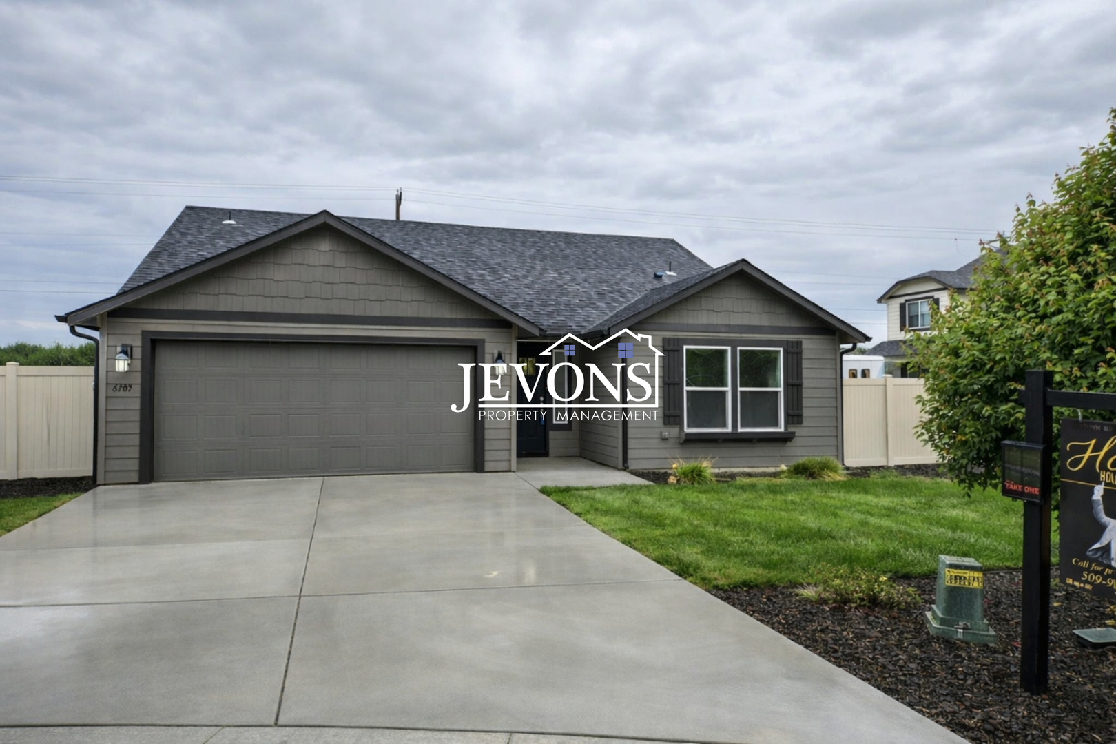 Yakima House: 6101 Ian Ave