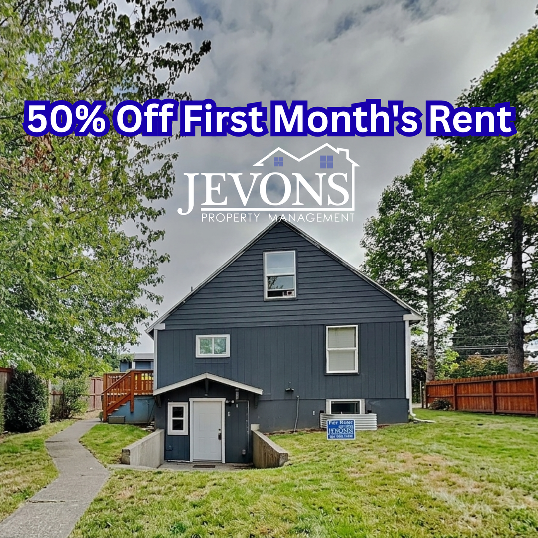 Tacoma Apartment: 630 N Skyline Dr