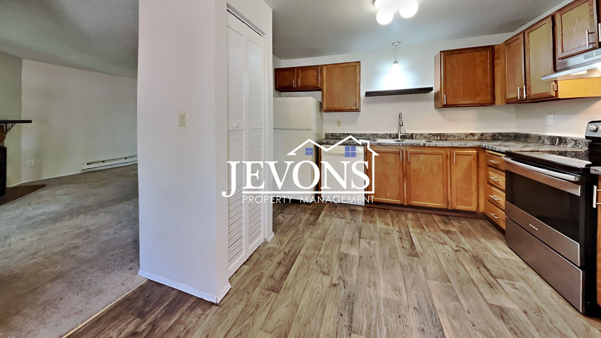 5017 S Orchard St 6 of 12