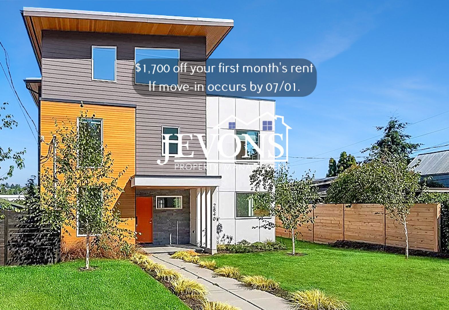 Seattle House: 2840 22nd Ave W