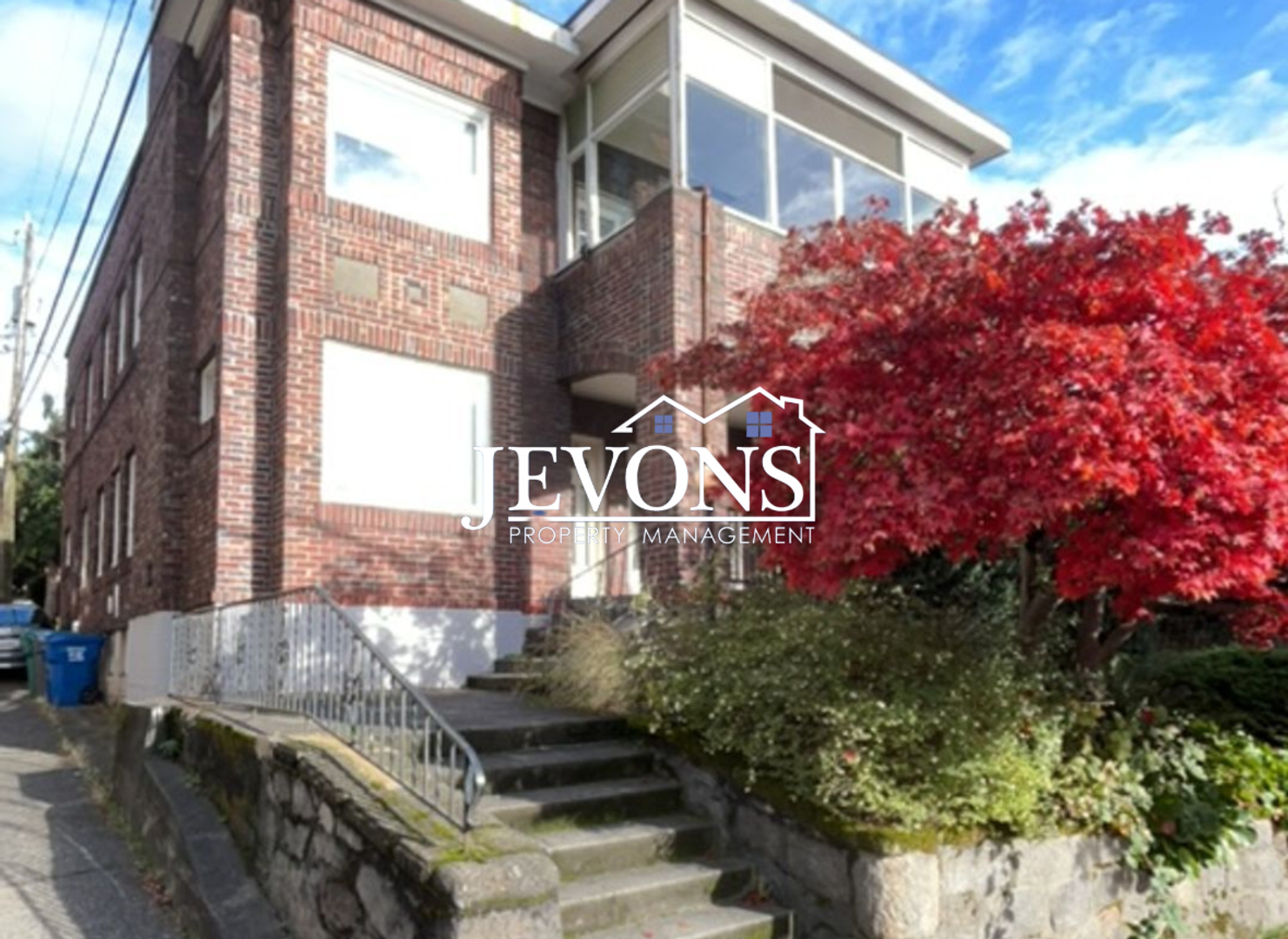 Seattle Apartment: 914 N 40th St