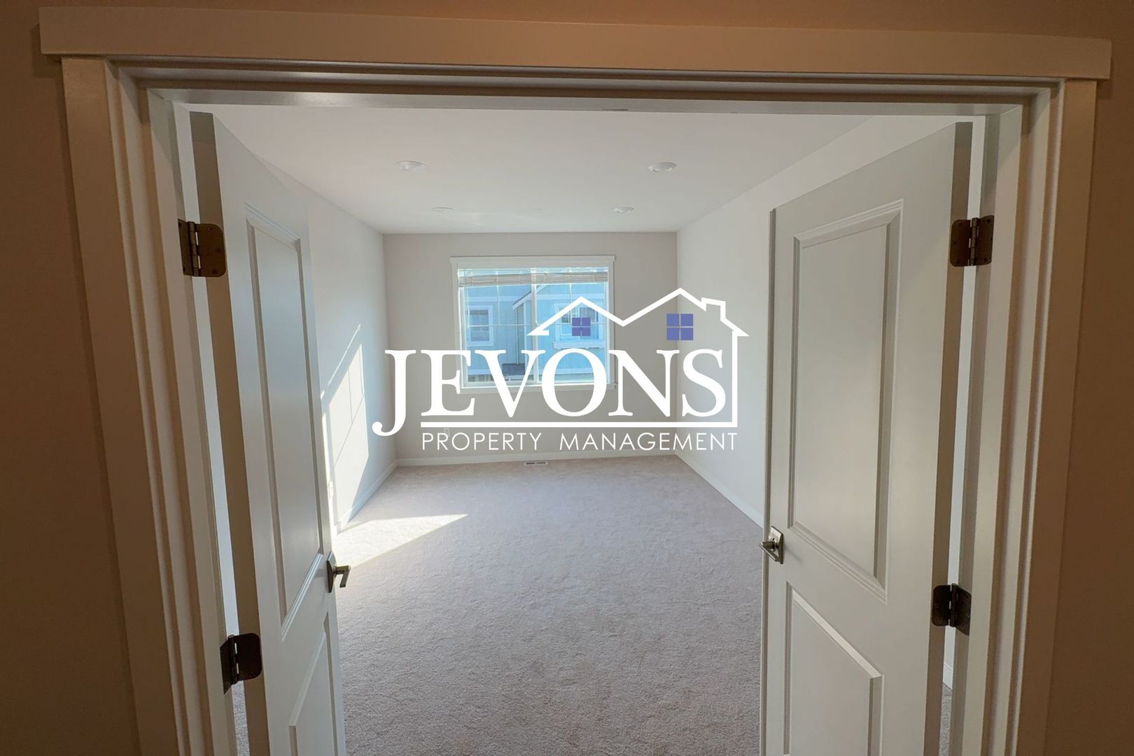 1703 14th Pl NE 19 of 43