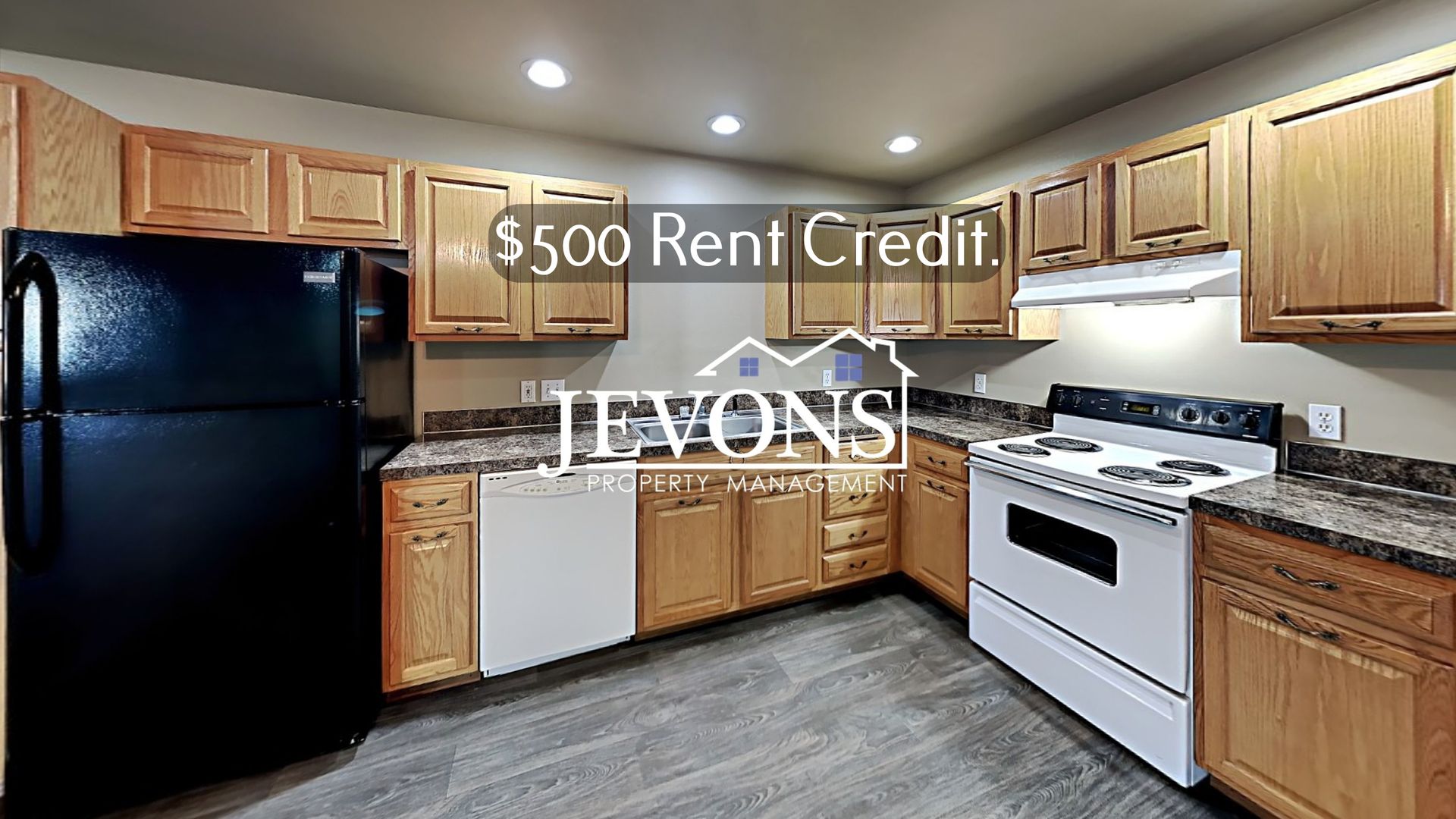 Selah House: 802 Jamie Dr