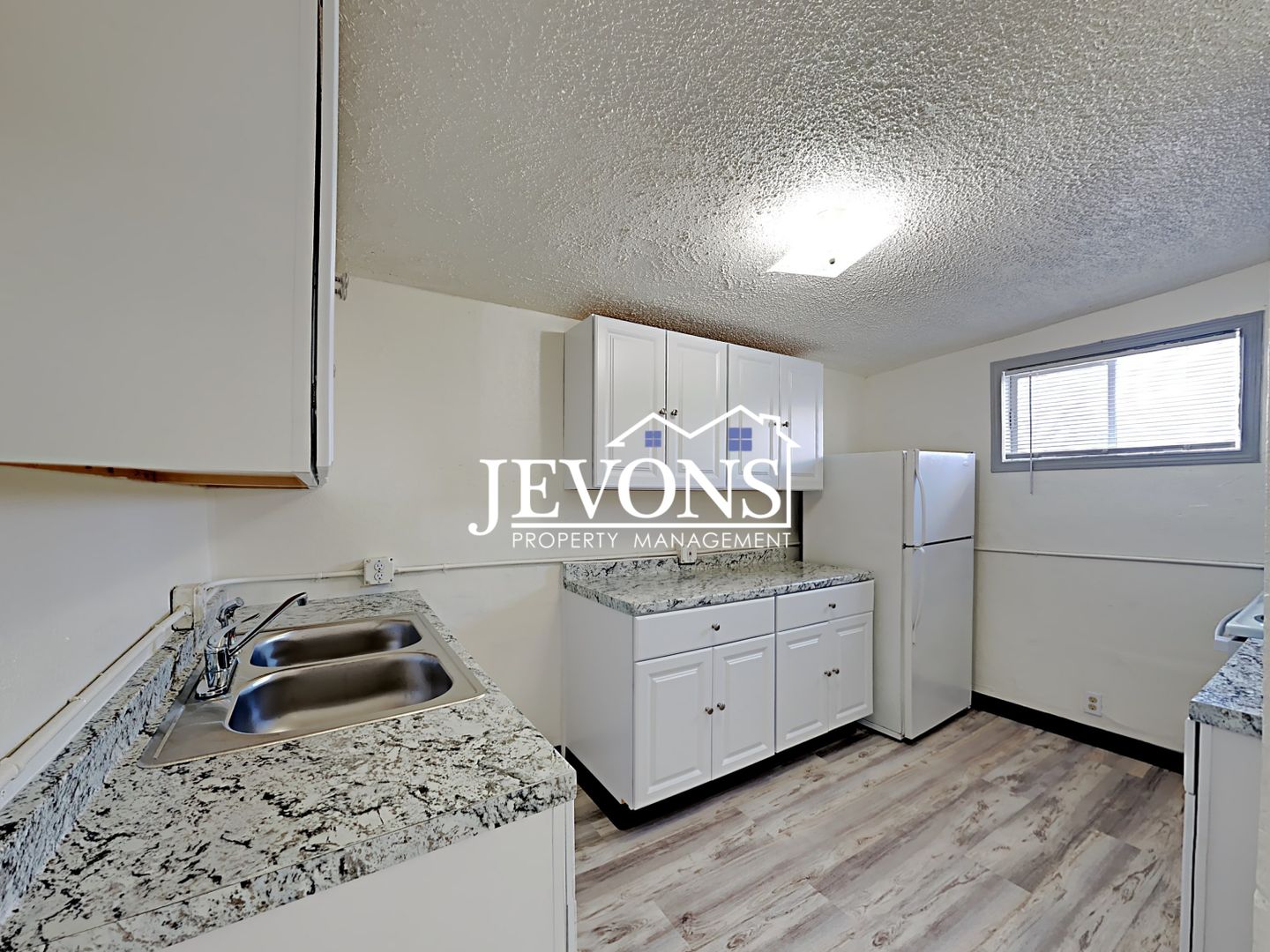 Yakima Apartment: 20 S Fair Ave