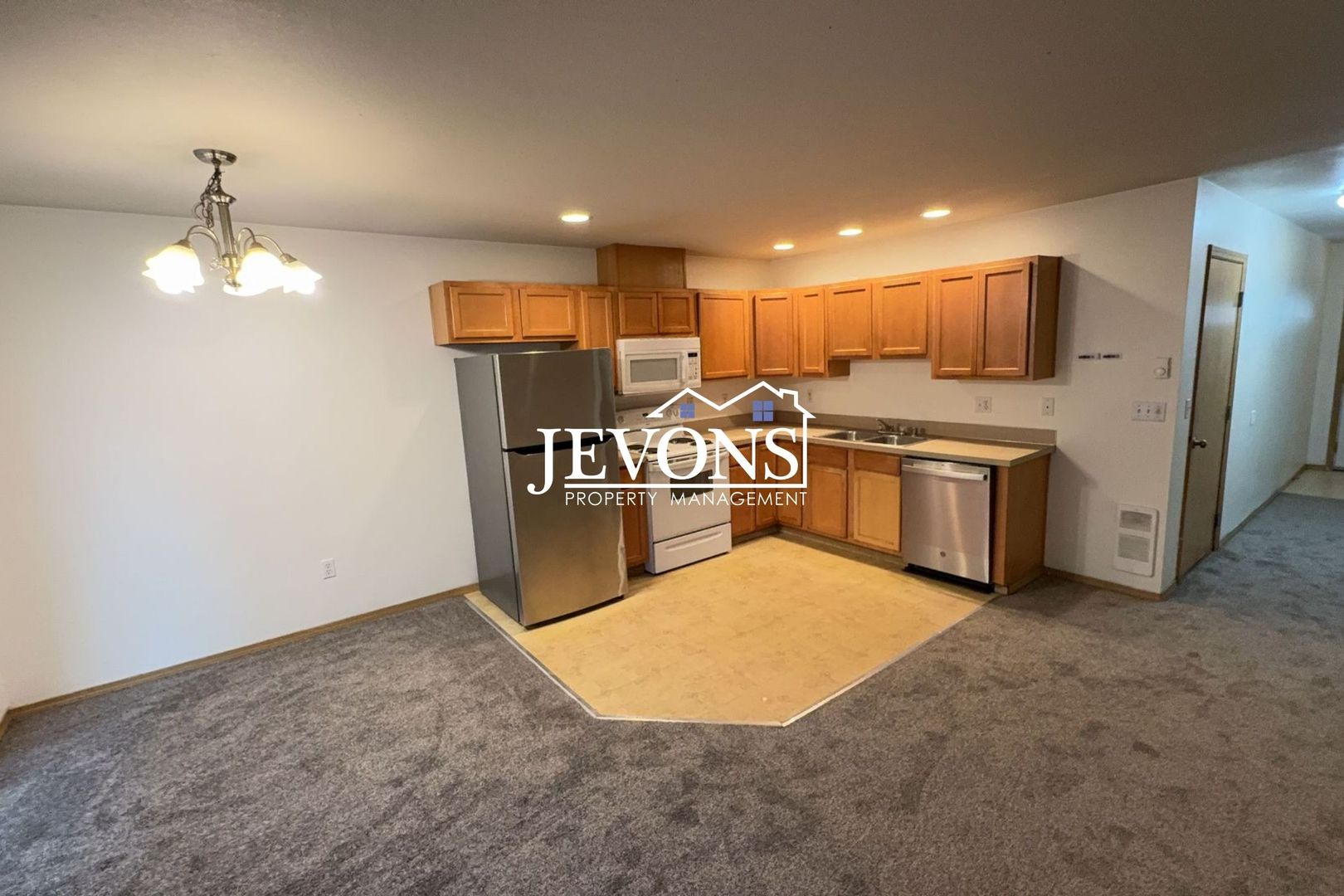 Tacoma Apartment: 4538 S Warner St