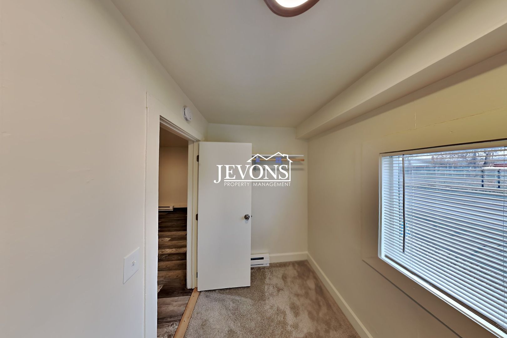 401 N 5th Ave 5 of 8