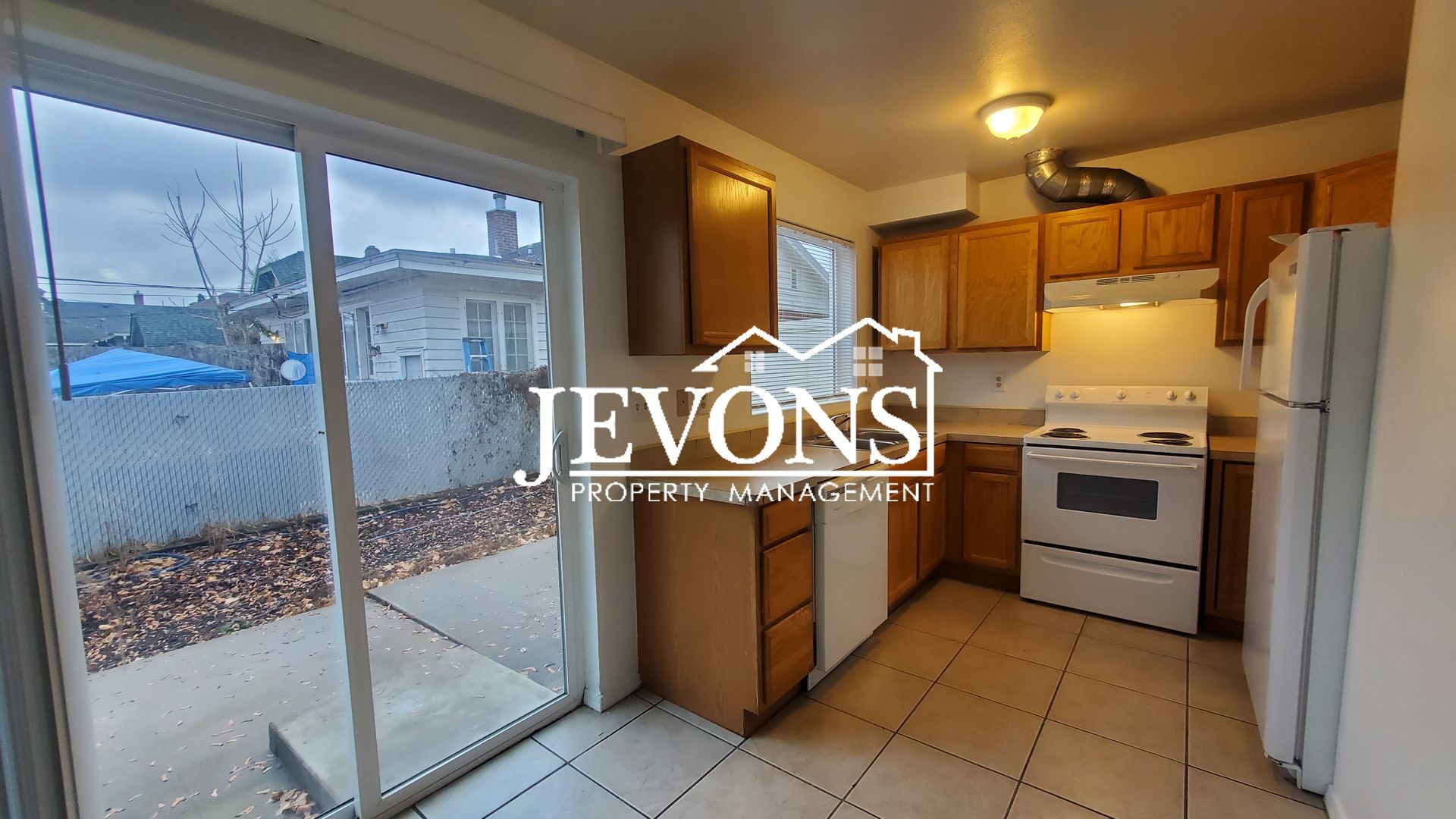 Yakima Apartment: 309 N Naches Ave
