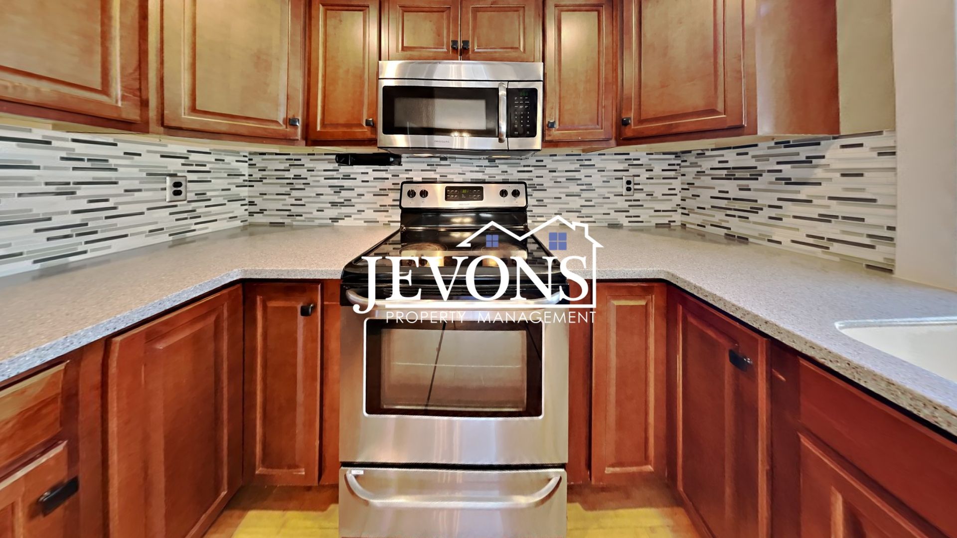 529 NE 100th St 2 of 12