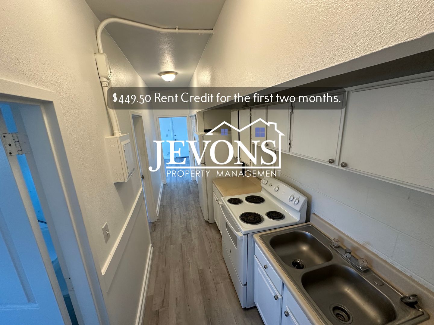 Moses Lake Apartment: 6379 Arnold Dr NE