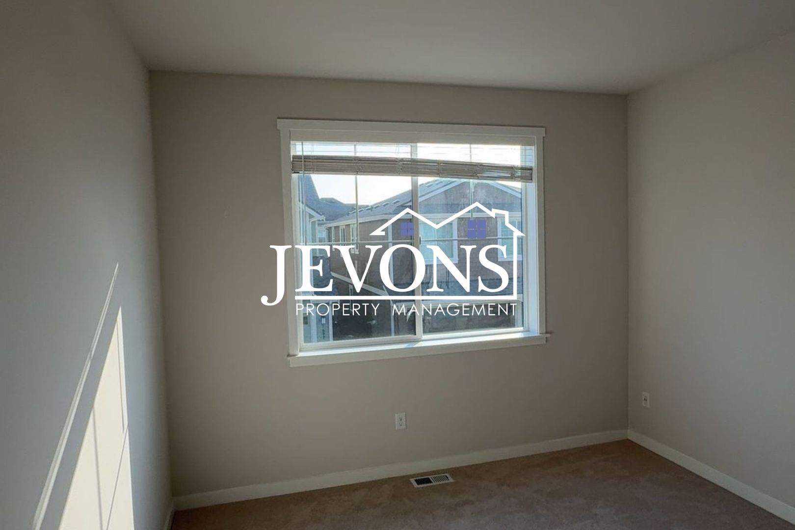 1703 14th Pl NE 26 of 43