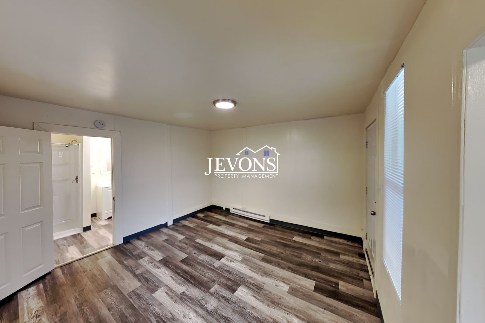 401 N 5th Ave 3 of 8