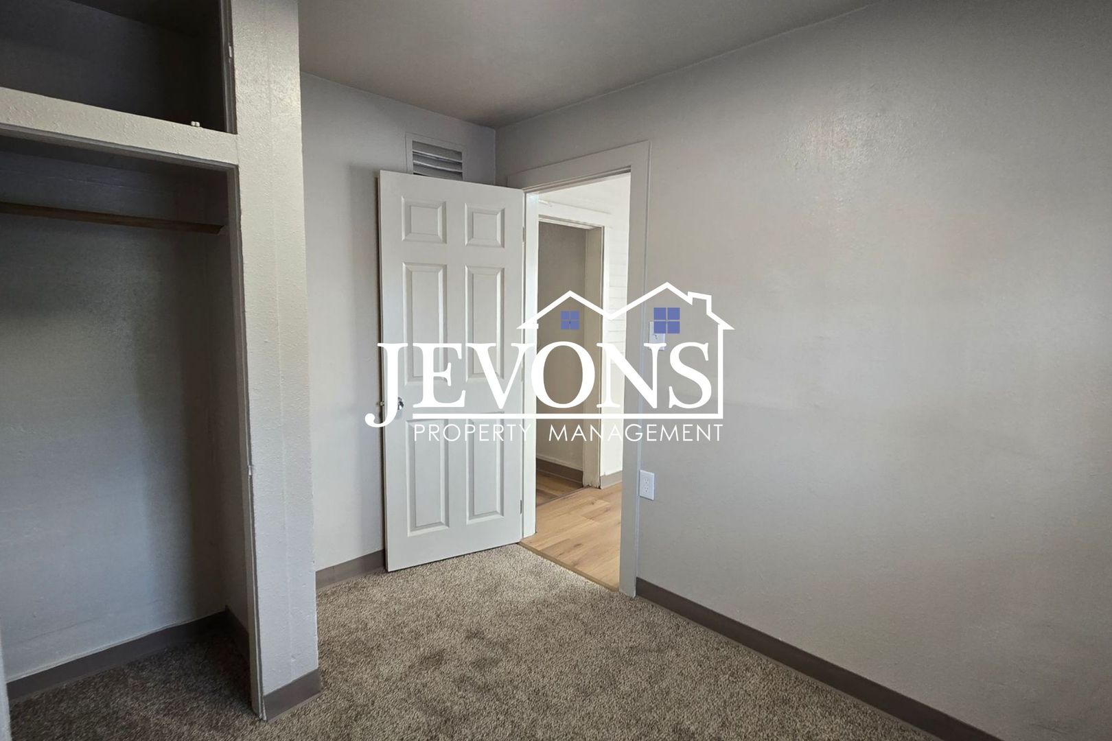 801 N 3rd St &amp; 305 East H St 12 of 12