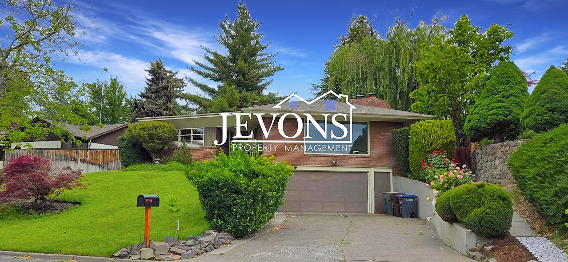 Yakima House: 2909 Shelton Ave